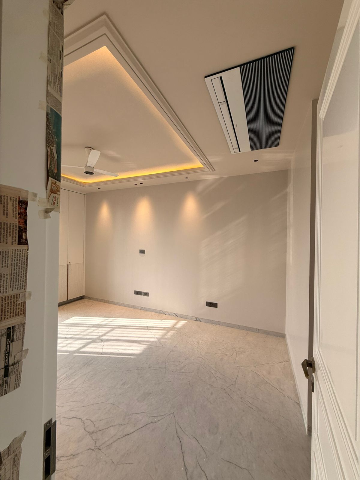 Farm House for Sale in Chhawla, Delhi 
