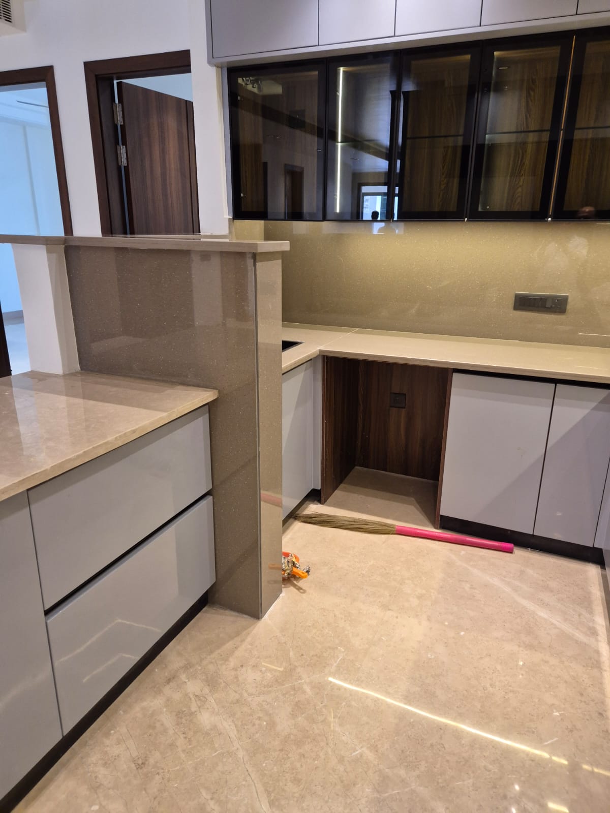 3 BHK builder floor in Greater Kailash
